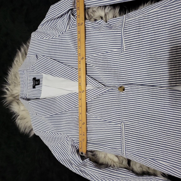 WOMENS JONES&CO BLUE/WHITE STRIPED SIZE M BLAZER EXCELLENT CONDITION - Picture 3 of 7